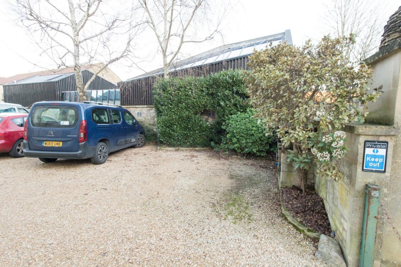 Luxe Maisonette- Parking, 4K Tvs, Leds, Local Snacks And More! Bath Exterior photo