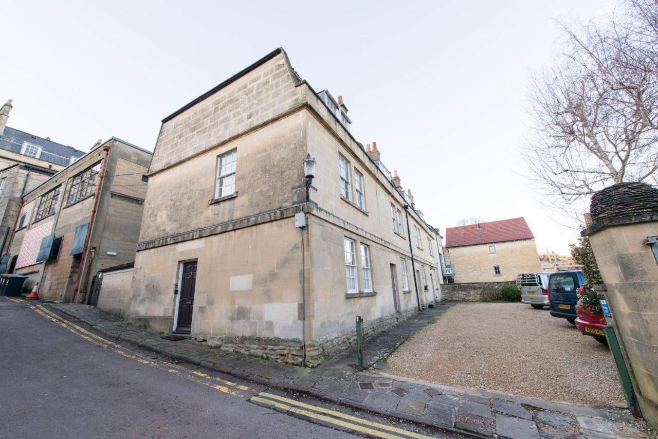 Luxe Maisonette- Parking, 4K Tvs, Leds, Local Snacks And More! Bath Exterior photo